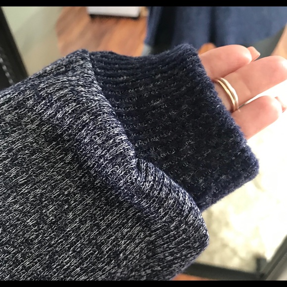 SOLD OUT | LAST 1 | NOEL Hacci Cashmere Sweater - Picture 4 of 7